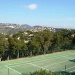 Villa- Mazet 59 فيلة *